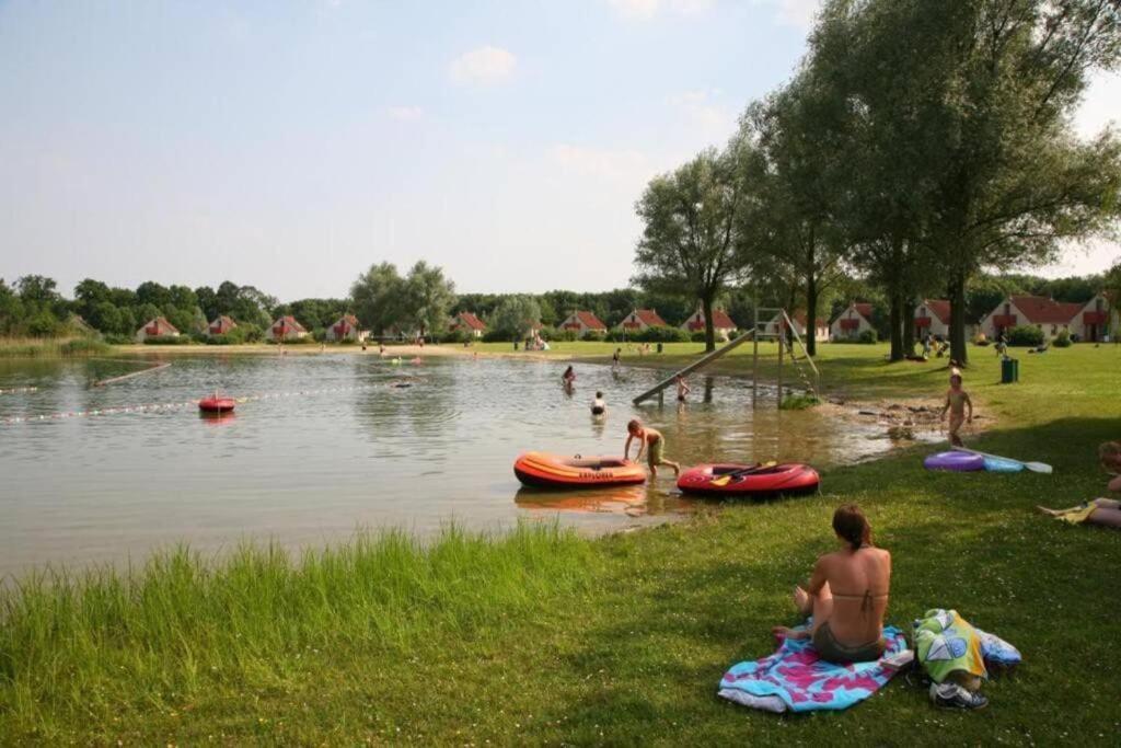 Gezellige Vakantiewoning Aan Het Water In Ewijk - Recreational Only No Workers Exteriör bild